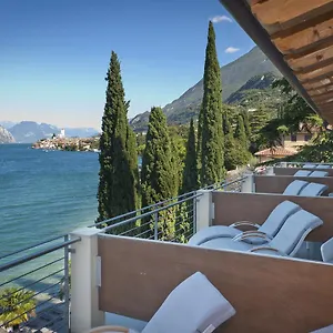 4* Hotel Du