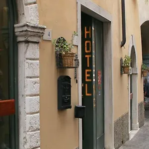 Szálloda Modena Old Town, Malcesine